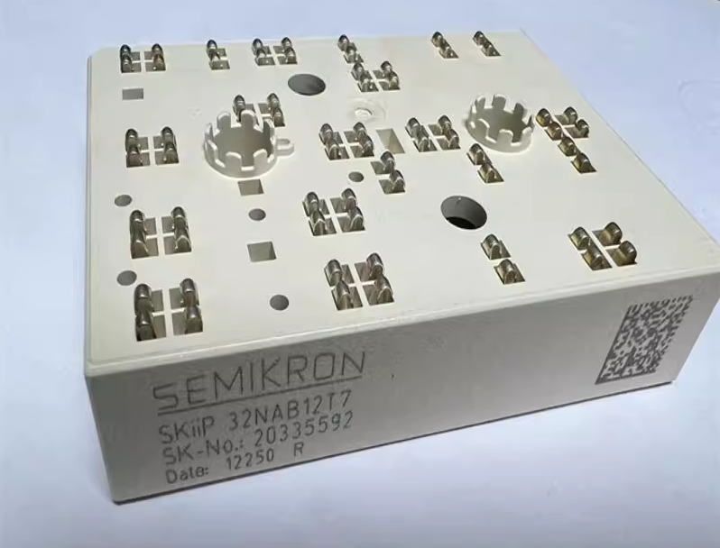 IGBT SKiiP32NAB12T7 semikron module