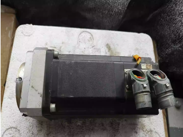 servo motor SER3913/4L3SS0TO