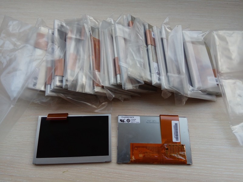 3.5 inch TPO Industrial LCD Displays TFT lcd monitor Resolution 240 ×320 TD035STED2