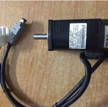 SGMAH-01AAA21AC Servo Motor USED