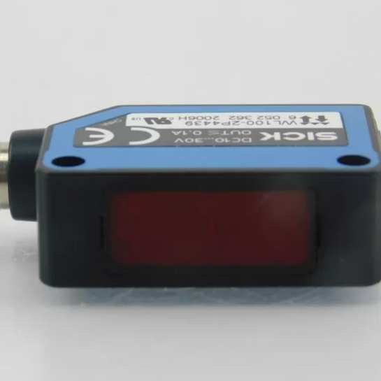 WL100-2P4439 Photoelectric switch sensor