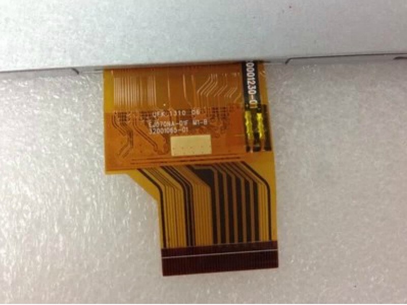 EJ070NA -01J 7.0 inch chimei lcd monitor 165.75×105.39×3.7 mm Outline