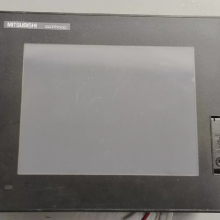 NEW IN BOX Mitsubishi HMI TOUCH SCREEN GT1450-QLBD