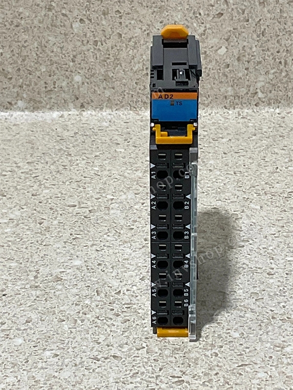 GRT1-AD2 Omron SmartSlice analog input module