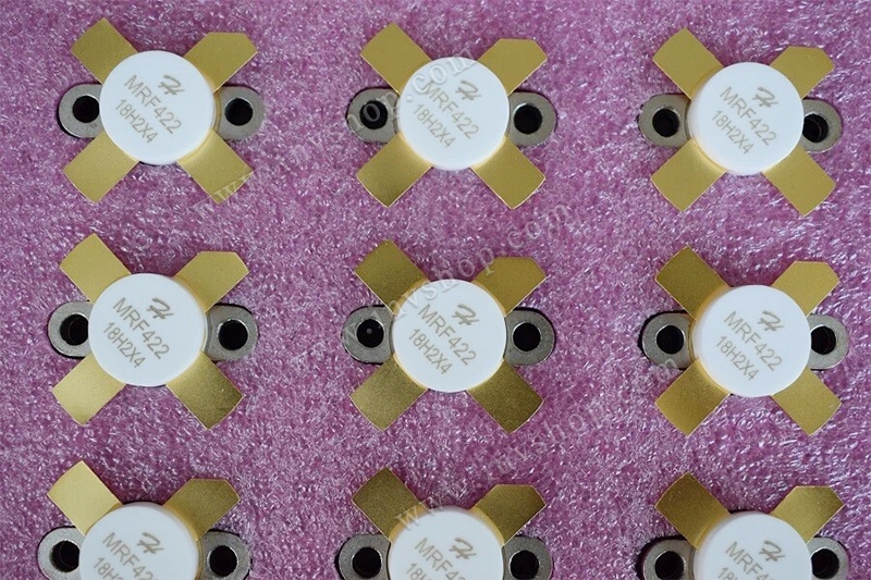 MRF422 IC NPN 2-30MHz MACOM 150W 28V