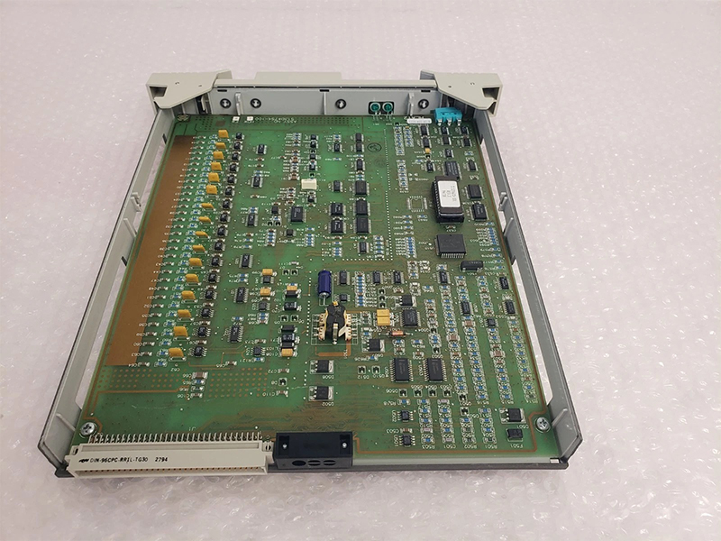 HONEYWELL 51304754-100 Industrial Control Module